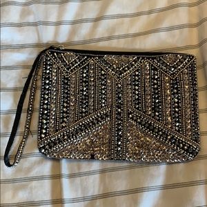 Sequin clutch